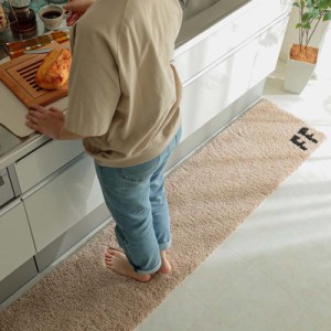 防ダニ 抗菌防臭 キッチンマット モノグラムFF 45ｘ240cm ベージュ シンプル ワンポイント 無地 裏面すべり止め付き 床暖対応