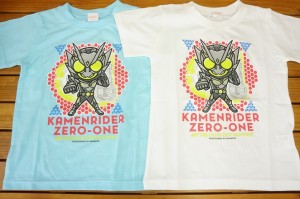 【メール便利用！送料無料】ナカタ BANDAI仮面ライダー半袖Tシャツ TQ9012