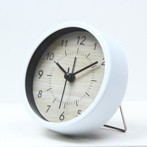 置時計 テーブルクロック 置時計 置き時計 時計 おしゃれ ホワイト レトロ アンティーク 雑貨 レトロな置時計 プレゼント ギフト