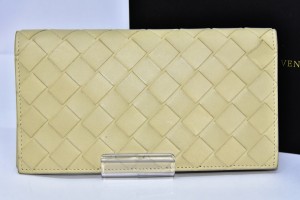 鑑定済 正規品 極美品 新商品 ボッテガヴェネタ BOTTEGA VENETA イントレチャート スリム ロング ウオレット ポリッジ 即日配送 K382-103