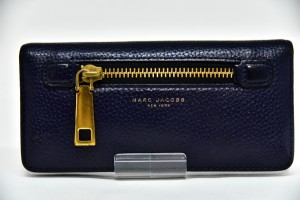 鑑定済 正規品 マークジェイコブス MARC JACOBS 二つ折り 長財布 財布 ネイビー 即日配送 K330-43