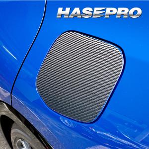 200系 ハイエース【リアルカーボン／ブラック×ブルー】フューエルリッドカバー