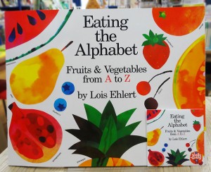 洋書　ビッグブック＆CDセット　Eating the Alphabet　〜野菜とくだもののアルファベット図鑑〜