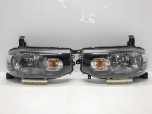 ★コーティング加工済★　日産　Z12/NZ12　キューブ　刻印ZA　ヘッドライト　左右セット　ハロゲン　P8190　230130201