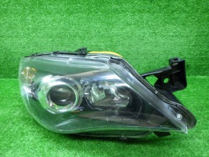 スバル　GRB　GRF　インプレッサ　右ヘッドライト　HID　1809　2Q　240529003