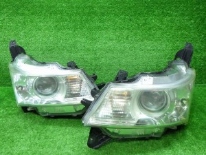 スズキ MK21S パレットSW ヘッドライト左右 HID 100-59207 A 240611003