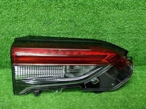 トヨタ　AXAH52/54　RAV4　ラブ4　内　左テールレンズ　42-98　220629004