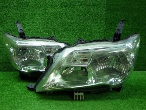 日産 C26/NC26 セレナ 前期 ヘッドライト左右 HID 100-23097 B 240422106