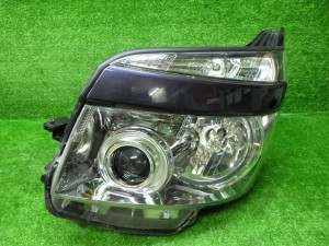 トヨタ　70系　ヴォクシー　前期　左ヘッドライト　HID　28-203　V9　240601006