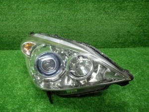 ホンダ　RG系　ステップワゴン　右ヘッドライト　HID　100-22594　J1　231118007