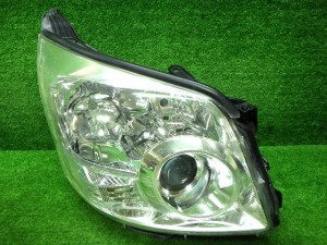 トヨタ　70系　ノア　前期　右ヘッドライト　HID　ユニットのみ　N5　28-201　240416007