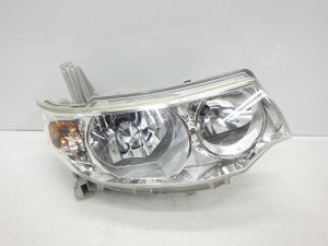 ★コーティング加工済★　ダイハツ　L375S/L385S　タントカスタム　右ヘッドライト　HID　レベ付き　100-51944　220521308