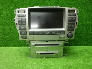 【中古】 トヨタ 18マジェスタ 前期  マルチモニター 86111-30330 作動OK 190215068 中古 車 パーツ 中古パーツ 中古部品 カスタム 即発