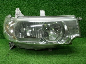 【中古】ダイハツ　L350S/L360S　タントカスタム　右ヘッドライト　HID　200120027 中古 車 パーツ 中古パーツ 中古部品 カスタム 即発送