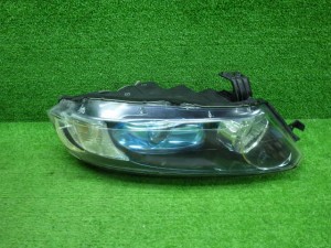 【中古】ホンダ　RB1/2　オデッセイ　右ヘッドライト　HID　200306162 中古 車 パーツ 中古パーツ 中古部品 カスタム 即発送