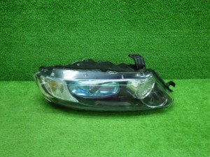 【中古】ホンダ RB1/2 オデッセイ 右ヘッドライト HID レべ付き 200430156  中古 車 パーツ 中古パーツ 中古部品 カスタム 即発送