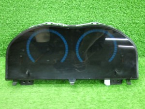 【中古】トヨタ　ZZT245　アリオン　スピードメーター　33604?q　200526139 中古 車 パーツ 中古パーツ 中古部品 カスタム 即発送