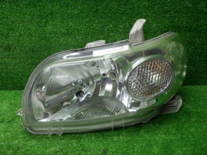 【中古】トヨタ　NNP10　15　ポルテ　後期　左ヘッドライト　ハロゲン　レベ付き　200808058 中古 車 パーツ 中古パーツ 中古部品 カスタ