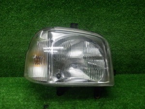 【中古】ダイハツ S210V ハイゼット 右ヘッドライト 200811001 中古 車 パーツ 中古パーツ 中古部品 カスタム 即発送