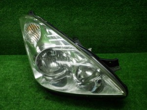 【中古】トヨタ　ZNE10/14 ウィッシュ　前期　右ヘッドライト　ハロゲン　200820013 中古 車 パーツ 中古パーツ 中古部品 カスタム 即発