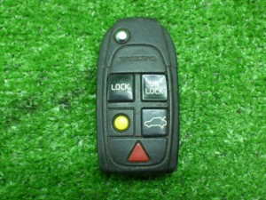 【中古】ボルボ 純正キーレス 5ボタン 8626555 作動未チェック KEY19100054 中古 車 パーツ 中古パーツ 中古部品 カスタム 即発送