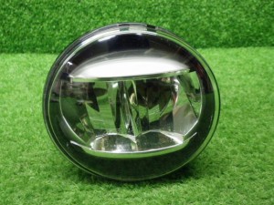 トヨタ　純正　右フォグランプ　LED　48-150　220722012