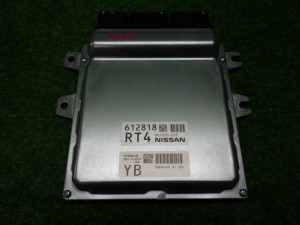 日産　KNY51　フーガ　エンジンコンピューター　210616013