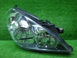 日産　Y11　NY11　ウイングロード　右ヘッドライト　キセノン　HID　16994　240412016