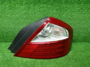 日産　GF50　F50　シーマ　右テールレンズ　4986　LED　220304019