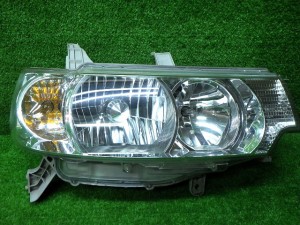 ダイハツ　L350S/L360S　タントカスタム　右ヘッドライト　100-51815　240405024