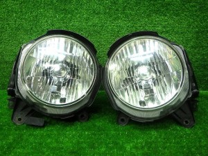 ダイハツ　L900S/L910S　ムーヴカスタム　ヘッドライト左右　HID　100-51705　240516026