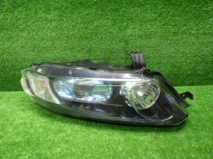 ホンダ　RB1/2　オデッセイ　右ヘッドライト　HID　刻印00　210420027