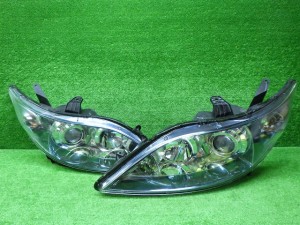 ホンダ　RR系　エリシオン　ヘッドライト　左右　HID　P3877　N0　240215028