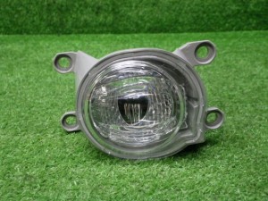 トヨタ ZVW50/51 プリウス 後期 LED 右フォグランプ 12-611 80系ハリアー 230929030