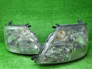 トヨタ 10系 アルファード 前期 ヘッドライト左右 HID 58-2 3240625031