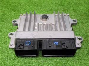 ダイハツ　LA610S　タント　89561-B2120　エンジンコンピューター　ECU　240413033