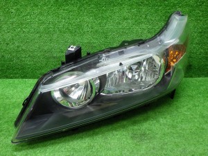 ホンダ　RN6/7　ストリーム　前期　左ヘッドライト　HID　100-22652　C　240327034