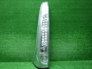 日産　C26　NC26　セレナ　後期　左テールレンズ　220-23438　LED確認済み　231218035