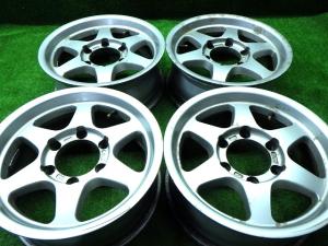 P1レーシング 16インチ 7.5J バカバカしい +22 5穴 PCD114.3