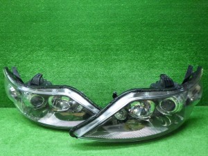 ホンダ　RR系　エリシオン　後期　ヘッドライト左右　HID　P702692　240328039