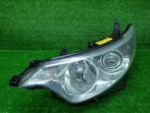 トヨタ　50エスティマ　前期　左ヘッドライト　HID　28-18710　240510041