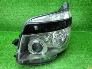 トヨタ 70系 ヴォクシー 前期 左ヘッドライト HID 28-203 V8 240529046