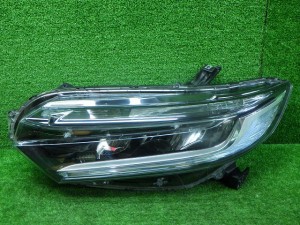 ホンダ　GP7　シャトルハイブリッド　前期　左ヘッドライト　LED　W2386　D1　240702150