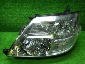 トヨタ　10系　アルファード　後期　左ヘッドライト　HID　58-15　5　240329053