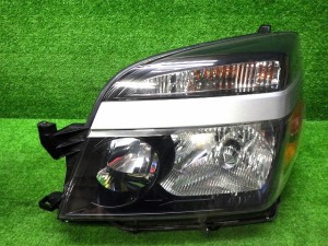 トヨタ 60系 ヴォクシー 後期 左ヘッドライト HID 28-183 V7 240417053