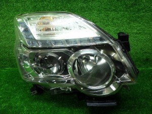 日産　T31　NT31　エクストレイル　後期　右ヘッドライト　キセノン　HID　1849W　240511053