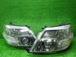 トヨタ　10系　アルファード　後期　ヘッドライト左右　HID　58-177　240523058