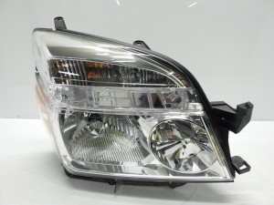 ★コーティング加工済★　トヨタ　AZR60/65　ヴォクシー　後期　右ヘッドライト　HID　28-183　刻印V1　キラメキ　230116070