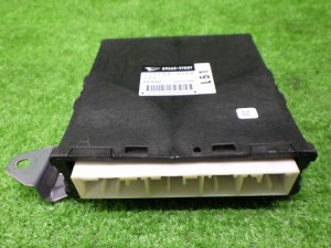 ダイハツ　L912S　ムーヴ　エンジンコンピューター　ECU　89560-97887　240210077