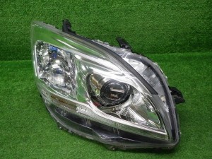 トヨタ ANA10/15 マークXジオ 右ヘッドライト HID 72-2 S 230927092